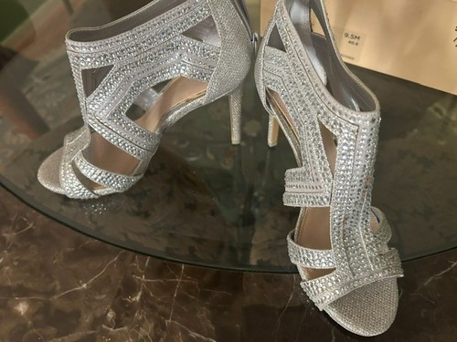 Gorgeous dressy pumps